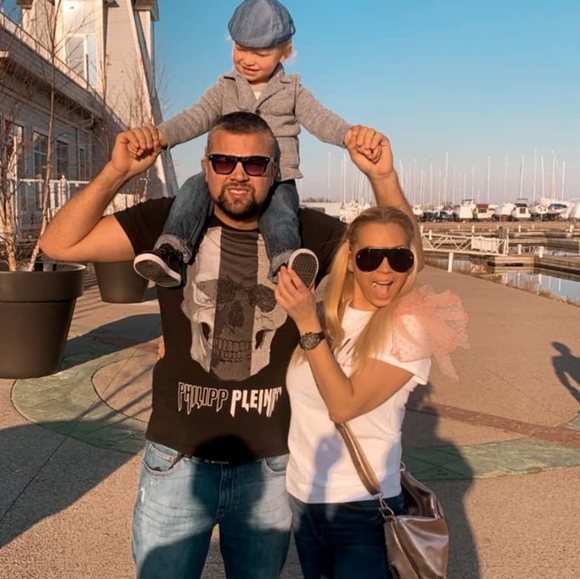 Meet your Posher, Nicolett - Picture 1 of 1